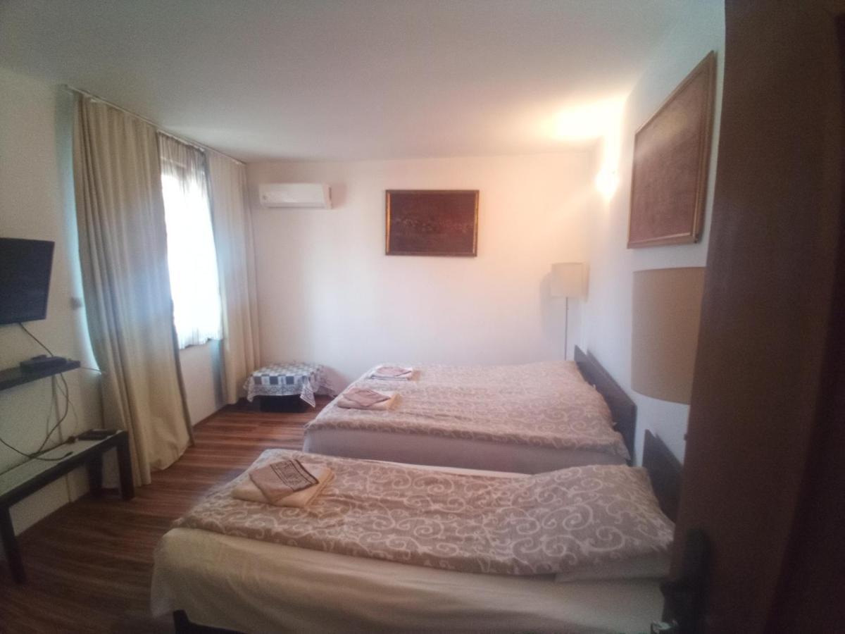 Стаи За Гости Алба Kazanlak Exterior photo